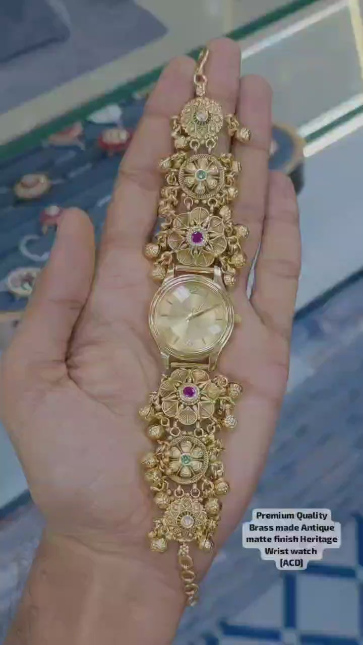 Antique Heritage Wrist Watch